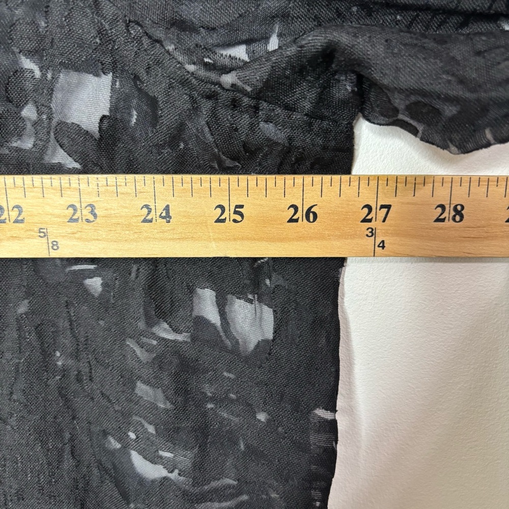 Susan Graver Lace Mesh Button-Front Top Black Size 2X Long Sleeve V-Neck Collar - Picture 8 of 13